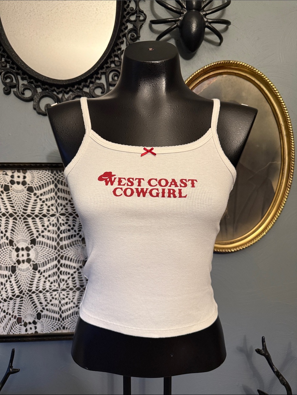 Aeropostale White Ribbed Camisole with Red 'West Coast Cowgirl' Print